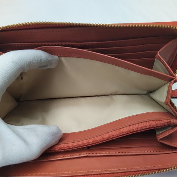 Coach Ashley Red Leather Zip Around Credit Card Wallet - Picture 13 of 16